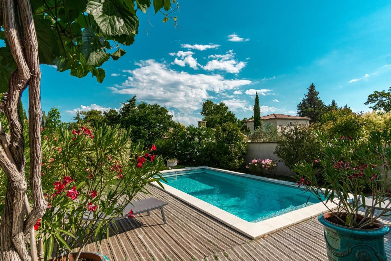 La Verdiere - Contemporary House With Garden And Private Pool L'Isle-sur-la-Sorgue Bagian luar foto